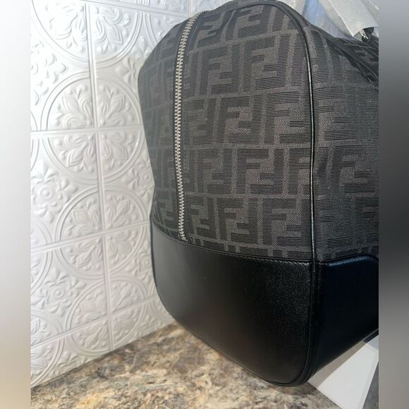 NWT Authentic Fendi Duffel Bag - Picture 4 of 10